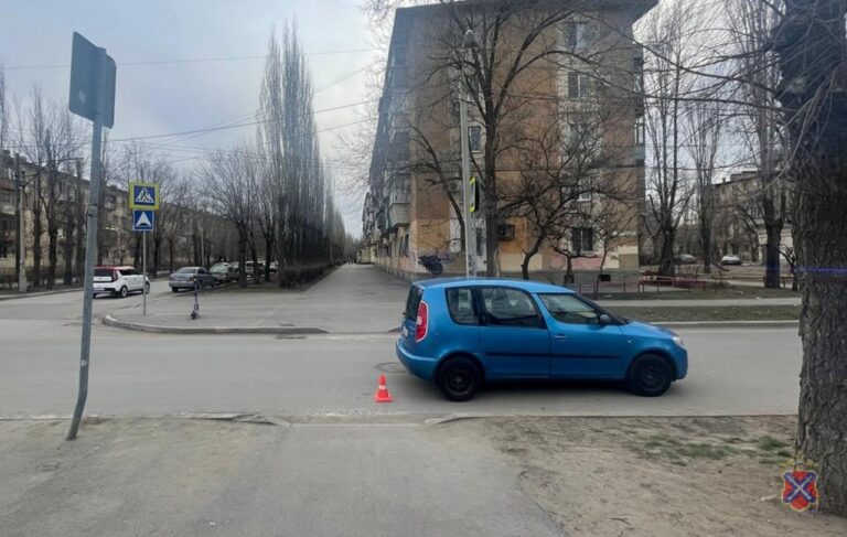В Волгоградской области под колесами иномарки оказалась 10-летняя школьница