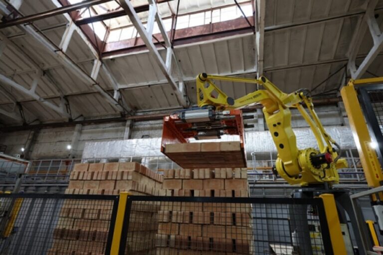 Из Волгоградской области в Таджикистан отправили 22 тонны кормовых добавок