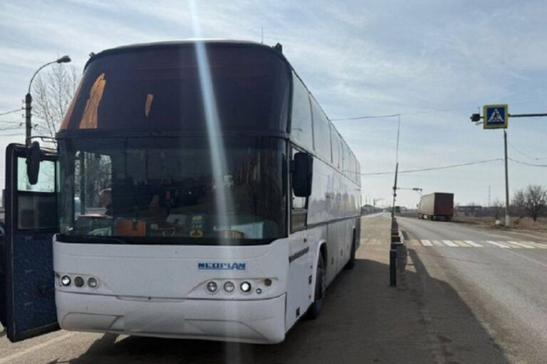 Под Волгоградом задержали водителя рейсового автобуса за перебитые номера кузова