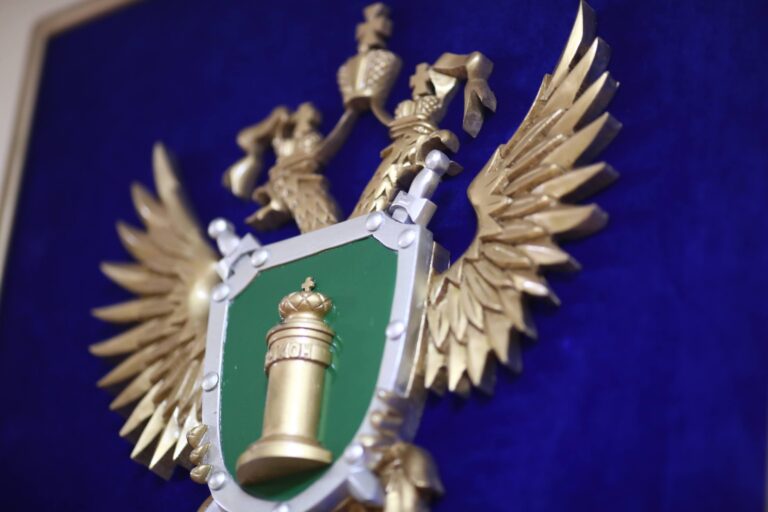 Волгоградцу компенсируют 3,3 млн рублей за утраченный протез