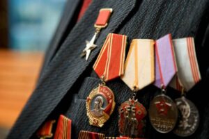 Волгоградские ветераны получат выплаты в честь 80-летия Великой Победы