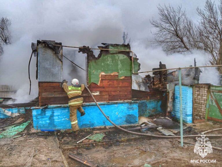 Неисправный холодильник стал причиной пожара в Волгоградской области