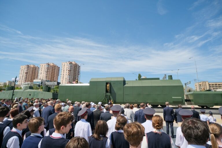 Памятную экспозицию «Бронепоезд войск НКВД» открыли в Волгограде