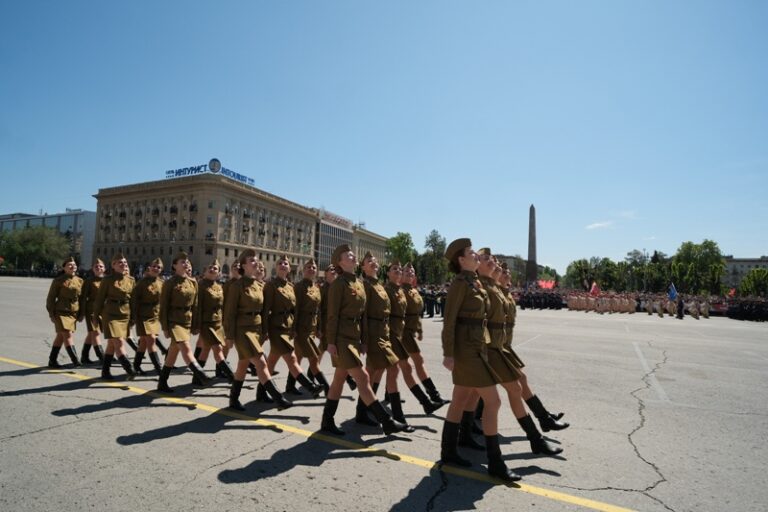 Торжественный парад Победы состоялся 9 мая в Волгограде