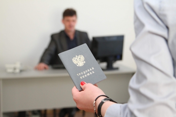 Волгоградские работодатели могут получить субсидии за наем участников СВО