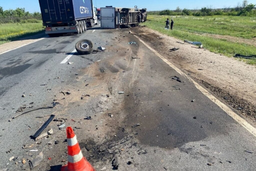 Прокуратура взяла на контроль проверку после ДТП на трассе в Дубовском районе