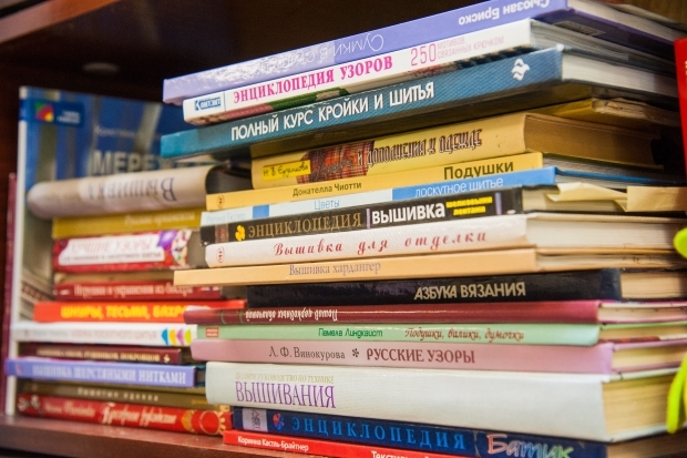 В Волгоградской библиотеке для слепых провели экскурсию для первоклассников