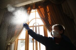 Названы шторы, которые хорошо затемняют комнату