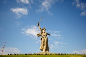 Володин ответил на требование коммунистов переименовать Волгоград в Сталинград