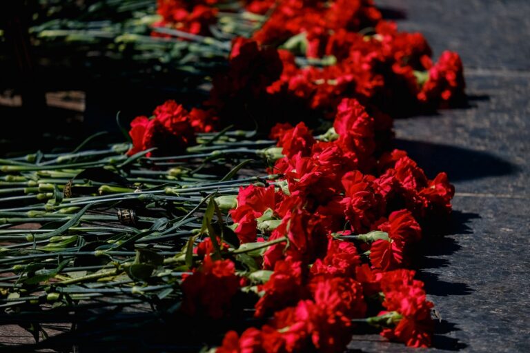 В Камышине Волгоградской области прошли похороны погибшего участника СВО
