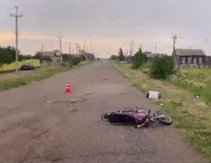 В Волгоградской области погиб водитель опрокинувшегося мотоцикла