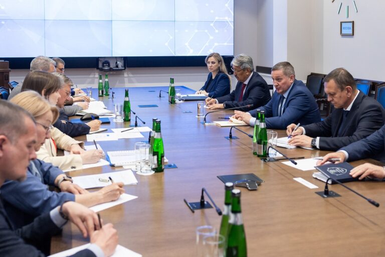 В Волгограде состоялось совещание по вопросам развития систем ЖКХ
