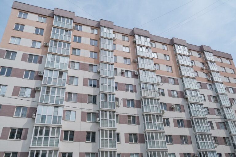В Волгоградской области увеличилось количество лицензированных управкомпаний